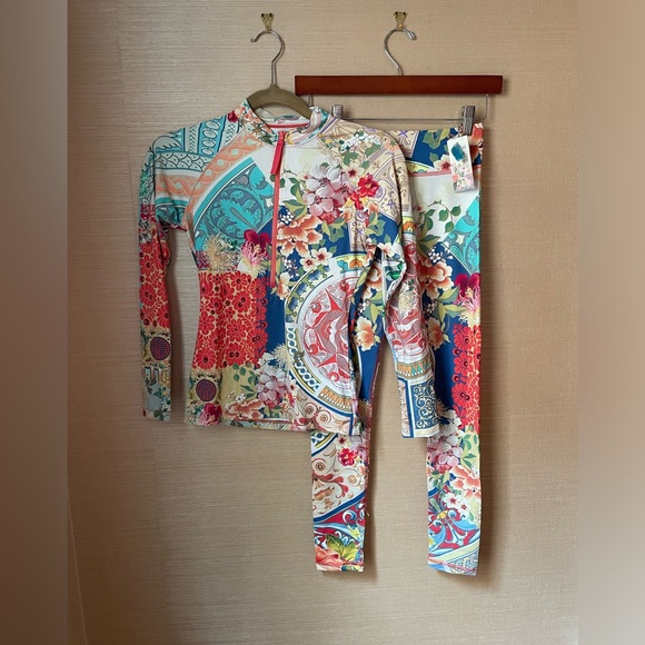 NWT Johnny Was Women's Boho Surf Paddle swim SET pants & half-zip XS - Picture 3 of 8